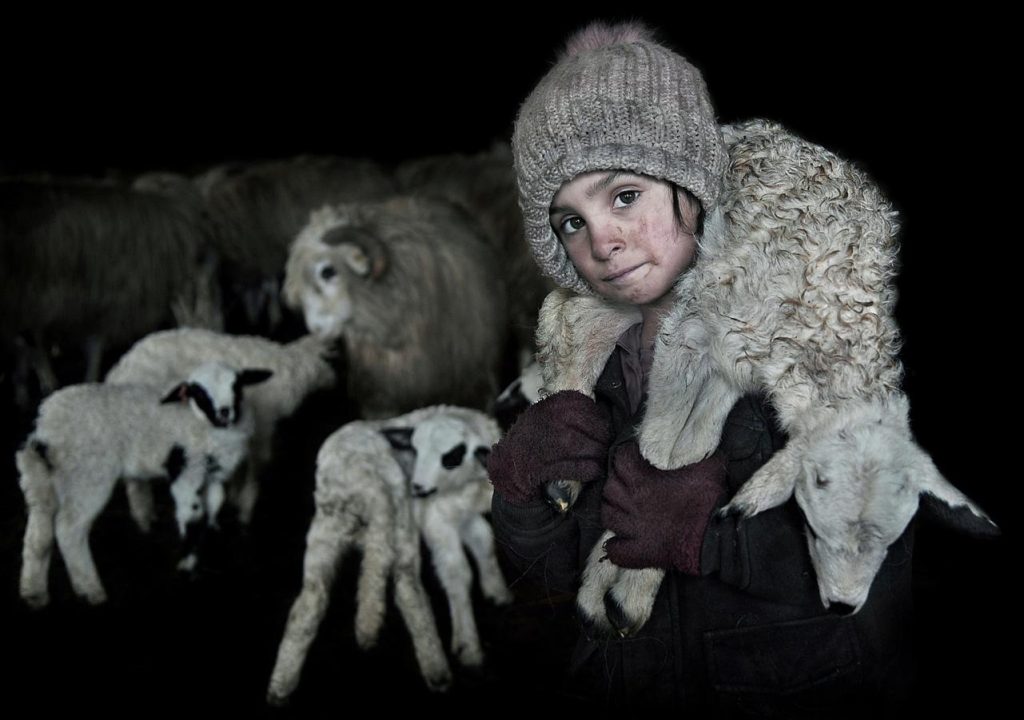 FIAP Gold Medal - Istvan Kerekes (Hungary) - Roxana the shepherd girl